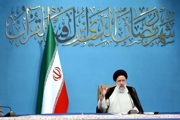 نشست اساتید اقتصاد اسلامی با رئیس جمهور