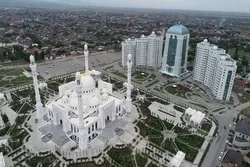 چچنیا میں یورپ کی سب سے بڑی مسجد کا افتتاح