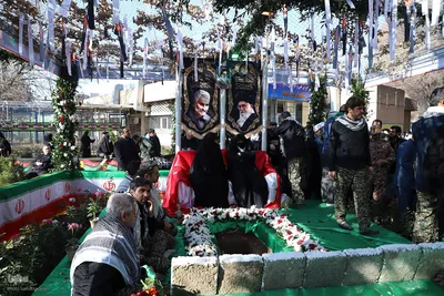 تشییع پیکر مطهر پنج شهید گمنام در تبریز‎