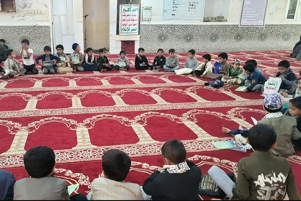 Pagpapalakas ng Ugnayan ng Kabataan sa Qur’an bilang Isa sa mga Layunin ng Tag-init na mga Kurso sa Hajjah, Yaman