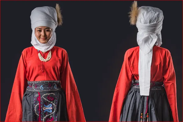 حجاب زنان در قرقیزستان؛ از تنوع در رنگ تا پایبندی به سنت‌های ماندگار + عکس