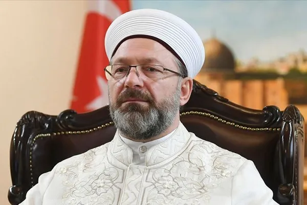 Erbaş, canlı yayında Ayasofya'nın ibadete açılmasına ilişkin soruları yanıtladı