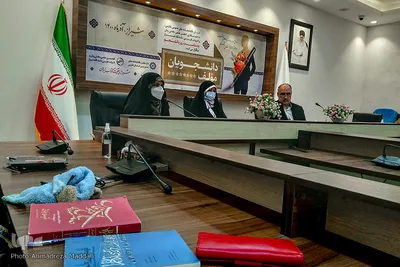 نشست «دانشجویان مؤلف» با حضور دانشجویان دانشگاه شیراز‎‎