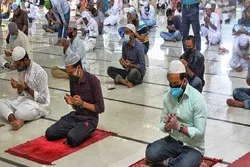 Hinihimok ng Pundasyong Islamiko ng Bangladesh na Magsusuot ng mga Maskara sa mga Moske
