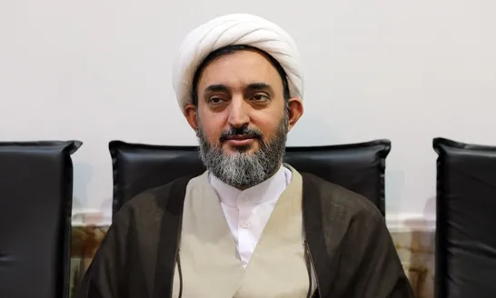 مسئولان ماکتی از دولت موعود را در جامعه اسلامی پیاده کنند