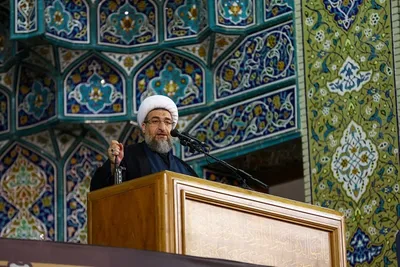اقامه نماز عید فطر تبریز به امامت تبریز