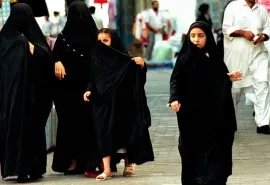 جنبش توییتری زنان در عربستان در اعتراض به پوشش رداء