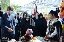 بازدید معاون رئیس جمهور در امور زنان و خانواده از نمایشگاه طرح ملی توسعه مشاغل خانگی‎‎