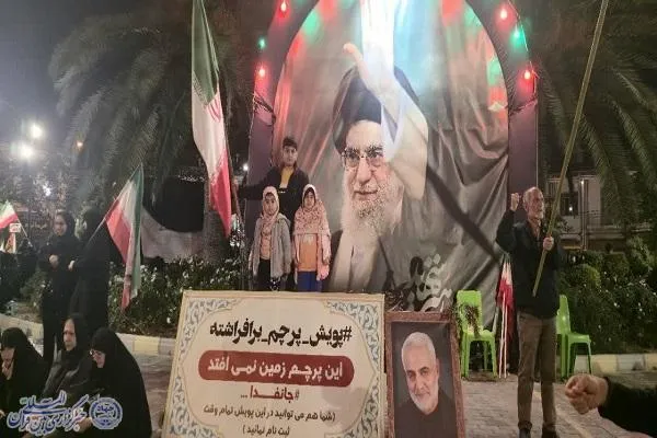 شب‌های وفاداری در بابلسر؛ شکوه اجتماع مردمی در میدان شهدا و بیعت با رهبری