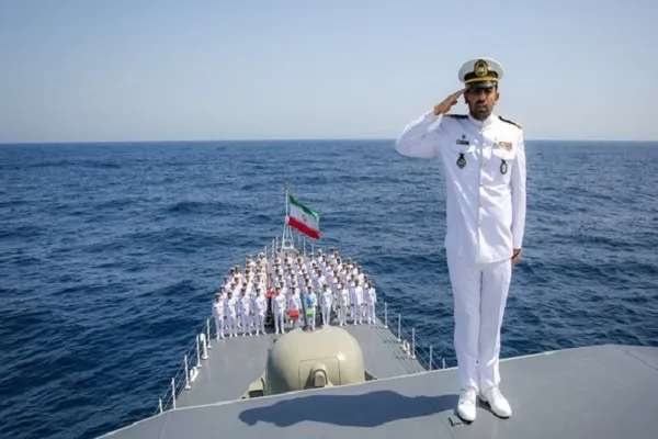 نیروی دریایی ارتش برای تکمیل کادر افسری و درجه‌داری همرزم می‌پذیرد