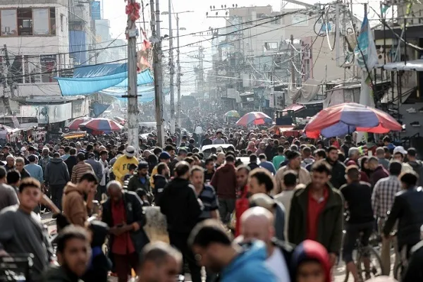 الإعلان عن تمديد الهدنة في غزة ليومين إضافيين بنفس الشروط السابقة
