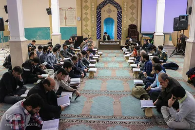 محفل انس با قرآن کریم – دانشگاه اراک/عکاس:طاها نظیری