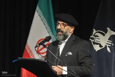 امیر عبدالحسینی ، دبیرکل جشنواره هنرهای تجسمی فجر