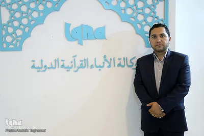 محمد عترت دوست، هیات علمی دانشگاه رجایی در غرفه ایکنا