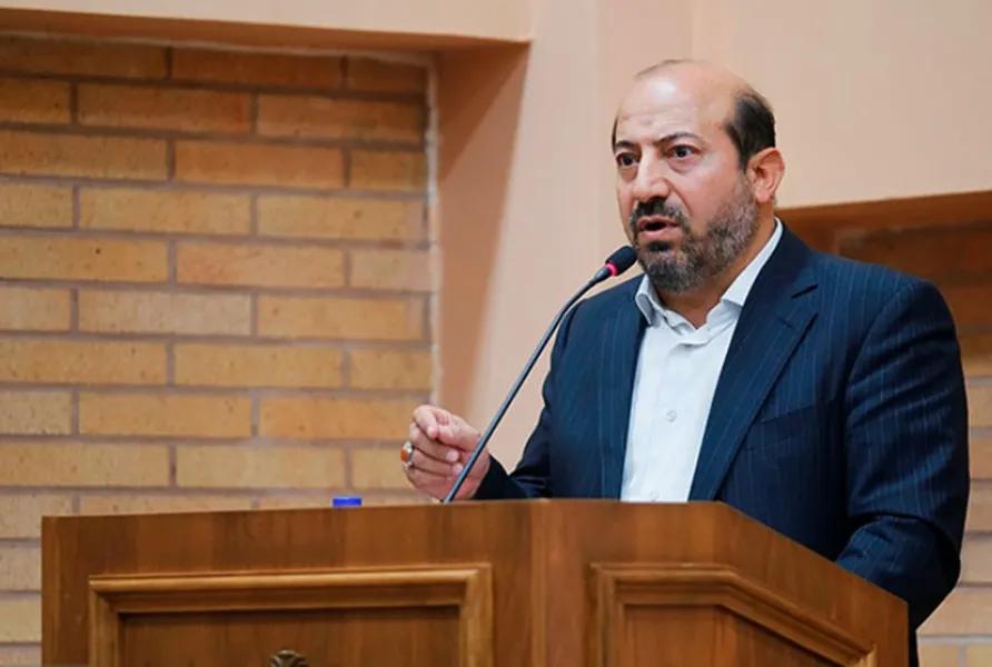 خامنه‌ای، خمینی دیگر است