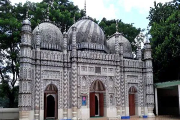 বাংলাদেশে ২৭৬ বছরের পুরনো বজরা শাহী মসজিদ
