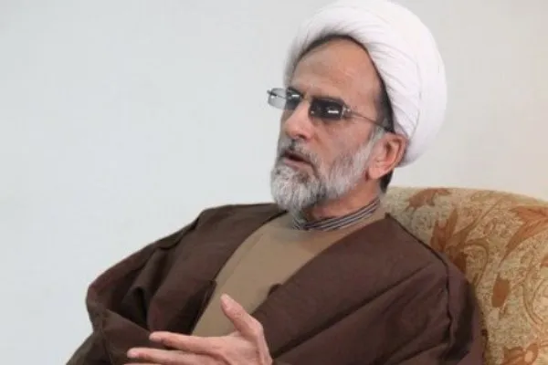 بررسی نقش اندیشه‌های عرفانی امام(ره) در شکل‌گیری انقلاب اسلامی