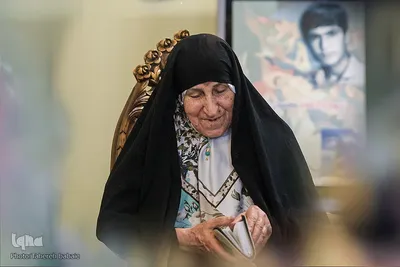 دیدار جامعه قرآنی با خانواده شهید محمود ریاحی
