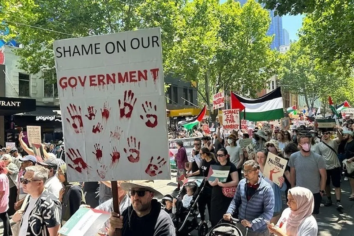 Maelfu waendelea kuandamana kulaani jinai za Israel huko Ghaza