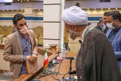 نشست صمیمی آیت‌الله لطف‌الله دژکام امام جمعه و نماینده ولی فقیه در شیراز با خبرنگاران