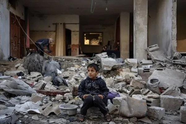 Binomba ng Rehimeng Israel ang Gaza gamit ang 65,000 na mga Tolena na Pampasabog sa Loob ng 89 na mga Araw