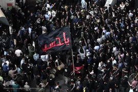 مراسم تشییع پیکر مطهر شهید مدافع حرم «جواد الله‌کرم» در محله مهرآباد جنوبی