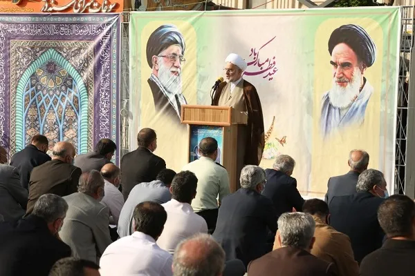 مشکلات مردم در مناطق حاشیه‌نشین زیبنده جمهوری اسلامی نیست