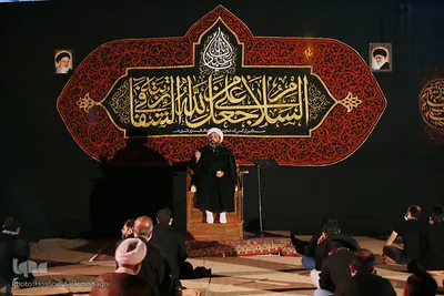 Trauerfeier am Vorabend zu Tasu´a  unter freiem Himmel  in Qom