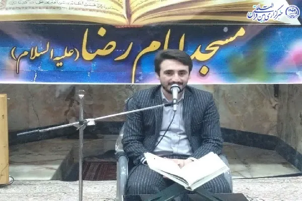 محفل کرسی تلاوت قرآن در آمل برگزار شد + عکس