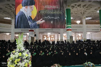 خطبه‌خوانی روز میلاد کریمه اهل بیت(س)