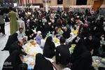 سفره‌های افطاری در جوار آستان علوی