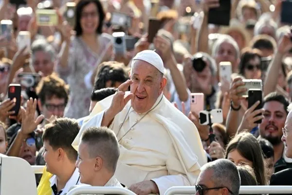 Le pape François en Indonésie pour un dialogue interreligieux