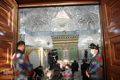 غبار روبی امامزاده جعفر (ع) یزد به مناسبت میلاد حضرت زینب کبری (س)‎‎