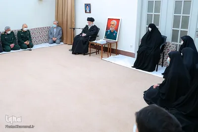 دیدار خانواده و اعضای ستاد بزرگداشت سردار سلیمانی