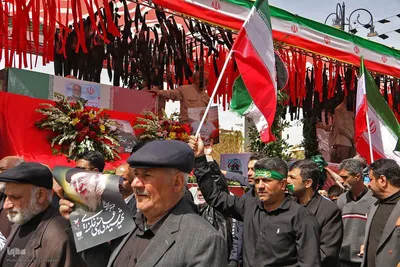تشییع پیکر سرلشکر شهید مجید خادمی و ۵ تن از شهدای اقتدار در شیراز