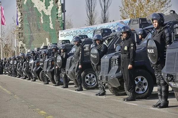 اقدامات نیروی‌ انتظامی در مسیر مبارزه با تهاجم فرهنگی است