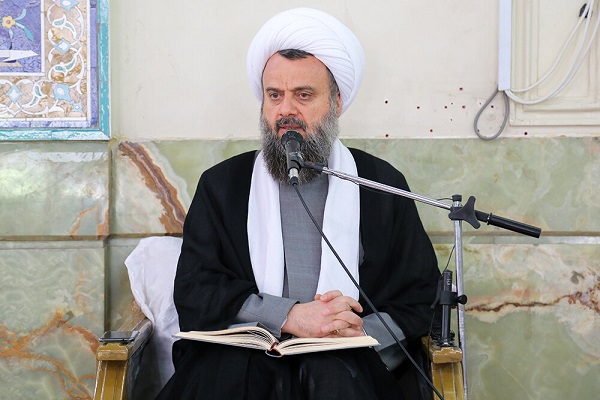 ارسال/ جهادگران جهاد دانشگاهی به هیچ سطحی از علم قانع نباشند