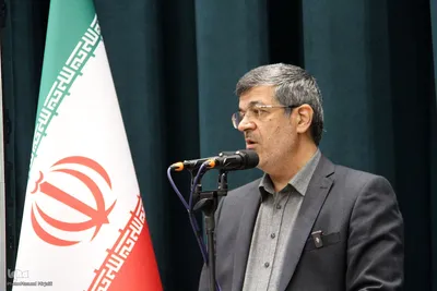 رونمایی از تفسیر «بصائر» در یزد‎