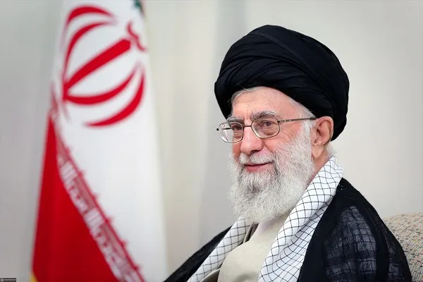 قائد الثورة الإسلامية يبعث برسالة إلى الشباب العراقي