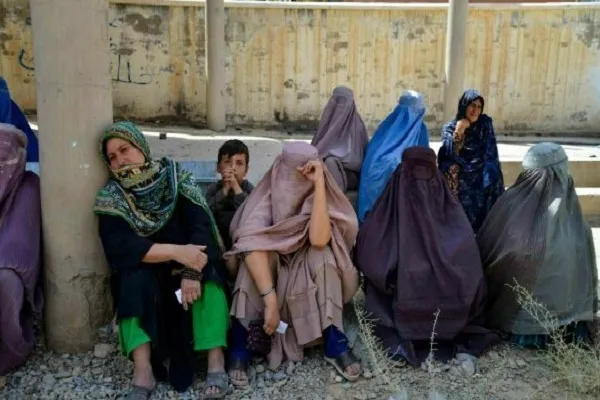 خواتین کے حقوق سے متعلق مطالبات ’افغانستان کا مسئلہ‘ ہے: افغان طالبان