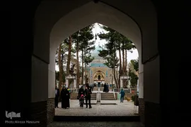 مهم‌ترین جاذبه مذهبی نیشابور برای گردشگران، باغ قدمگاه نیشابور است که در ۲۴ کیلومتری شرق نیشابور و در مسیر جاده نیشابور به مشهد قرار گرفته است. 