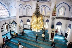 Imam Jamaah Masjid di Belgia Diusir dengan Tuduhan Mengancam Keamanan Nasional Negara