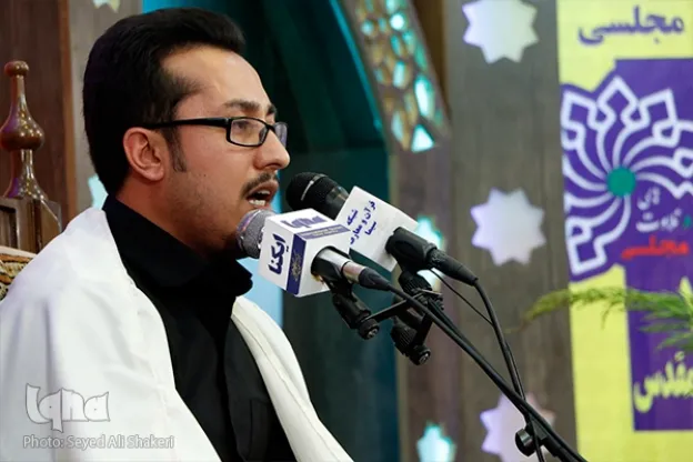 Bacaan Wahid Khazai di studio IQNA + video
