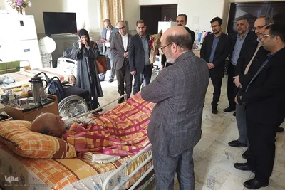 دیدار رییس جهاد دانشگاهی با جانبازان آسایشگاه ثارالله