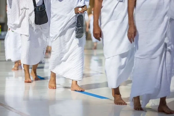 Malaysia Suspends Umrah Trips over Omicron Concerns