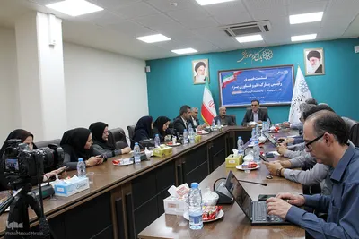 نشست خبری رئیس پارک علم و فناوری یزد