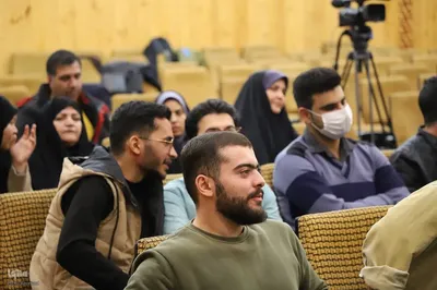 مراسم تجلیل از برگزیدگان دوازدهمین دوره مسابقات مناظره دانشجویی استان مرکزی