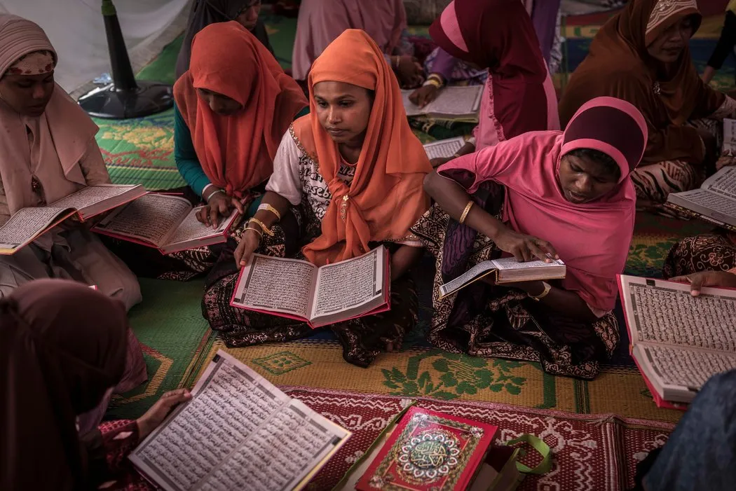 Mafunzo ya Qur’ani kwa watoto Warohingya kambini Bangladesh
