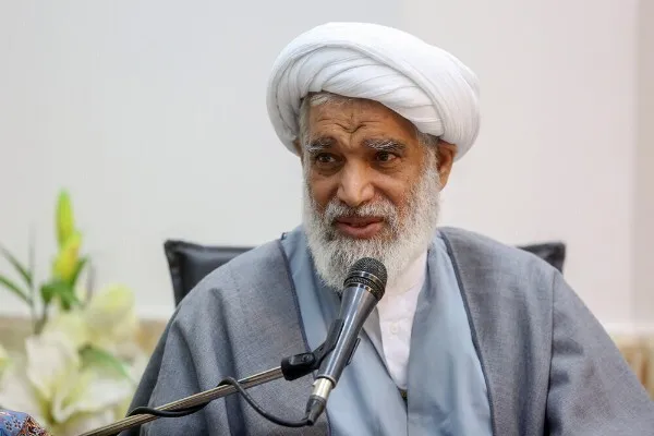 جامعه برای عبور از آسیب‌ها نیازمند احیای امر به معروف است