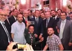 Emanuel Macron de participe pas à l'iftar du CFCM